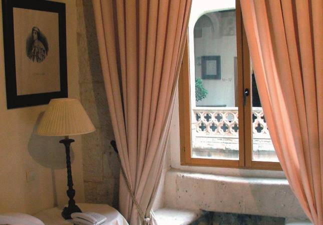 Precio mínimo garantizado para Hotel Posada Castillo del Buen Amor. Relájate con nuestro Spa y Masaje en Salamanca